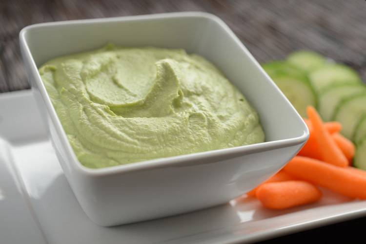 Healthy-Snacking-Hacks-for-Your-Tailgating-Party