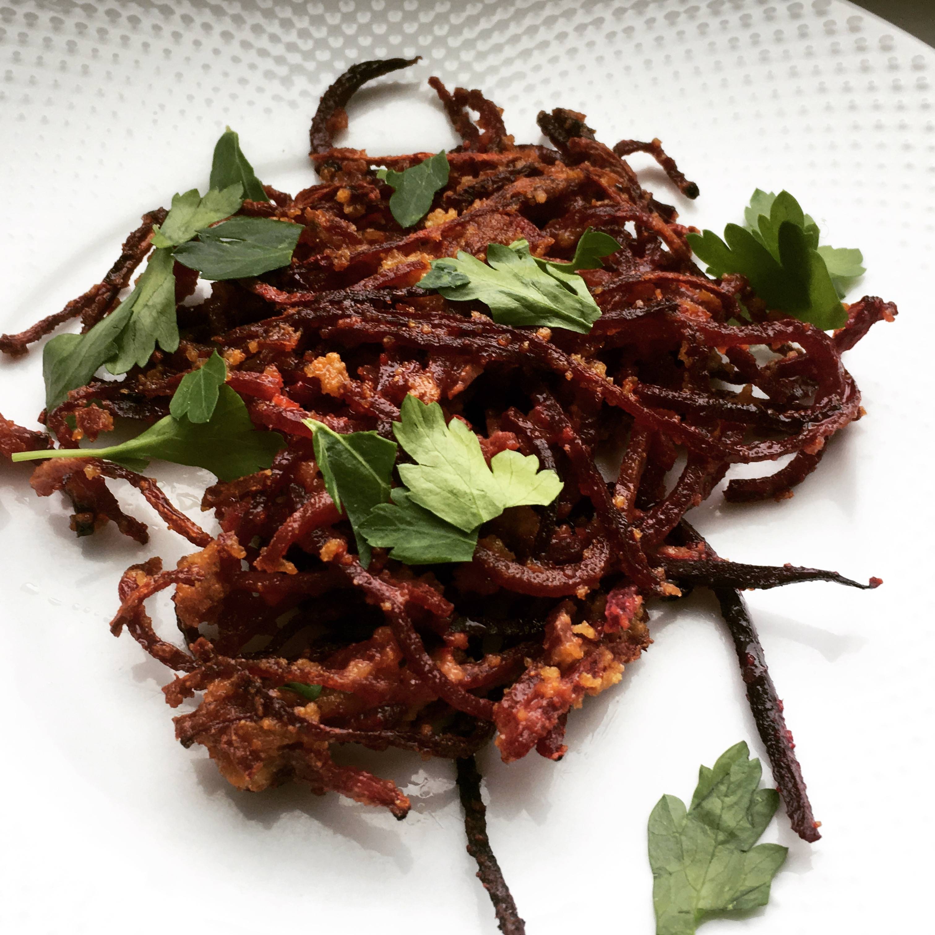 Weekly Recipe Round-Up: Beet Cake